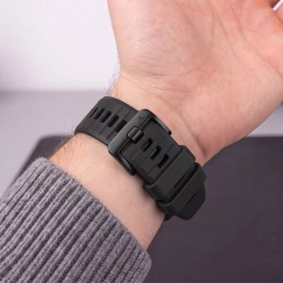 6. Pasek Tech-Protect Silicone na Garmin Fenix 5 / 6 / 6 Pro / 7 / 8 / 8 Pro / E / 9 / 9 Pro (47 mm) - czarny