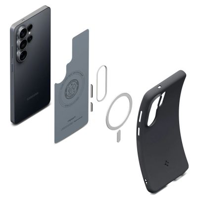 7. Etui Spigen Nano Pop Mag MagSafe na Samsung Galaxy S26 Ultra - czarne