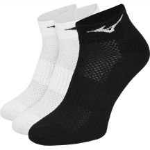 Skarpety biegowe Mizuno Training Mid 3pak 67XUU95099 w kolorze białym i czarnym, za kostkę