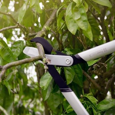 2. Fiskars 1020187 Sekator Sekator sznurkowy