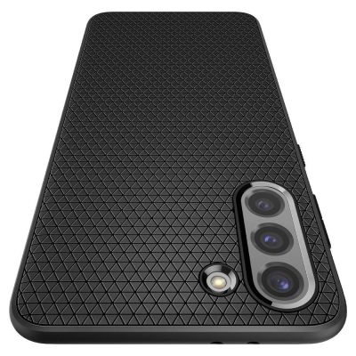 9. Etui Spigen Liquid Air na Samsung Galaxy S21 - czarny mat