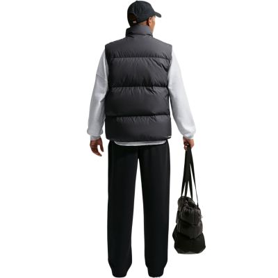 8. Spodnie męskie Nike Club czarne FN3730 010