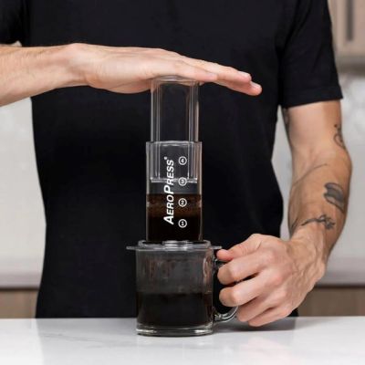 3. Zaparzacz do kawy Aeropress Clear