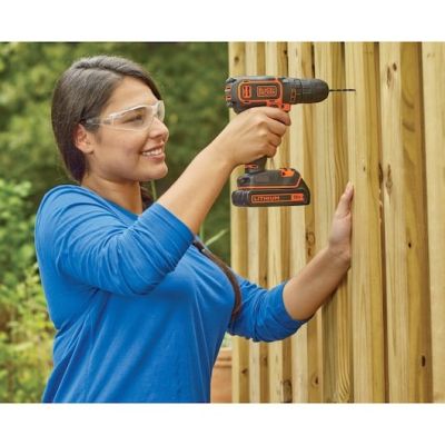 2. Wiertarko-wkrętarka 18V BDCDC18-QW BLACK+DECKER