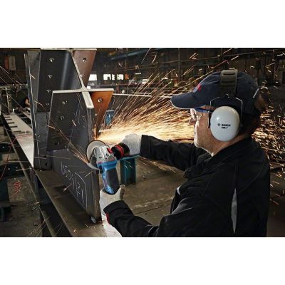 2. Bosch GWS 19-125 CIE Professional szlifierka kątowa 12,5 cm 11500 RPM 1900 W 2,4 kg