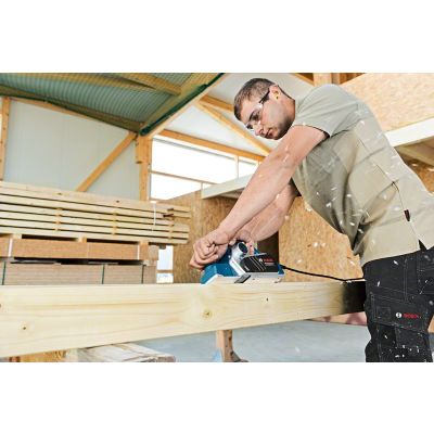 3. Strug 710W GHO 26-82D BOSCH