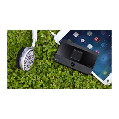 6. Router mobilny TP-LINK  M7350 (4G, LTE; czarny)