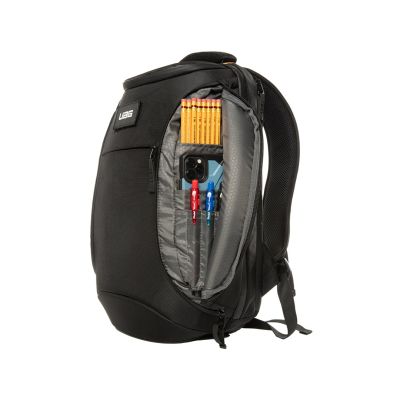 3. Plecak UAG BackPack 13 18L czarny