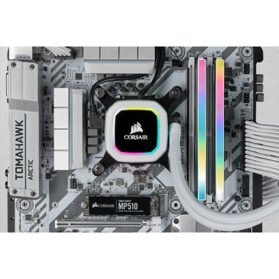 4. Pamięć Corsair Vengeance RGB Pro CMH16GX4M2E3200C16W 16GB 2x8GB DDR4 3200MHz