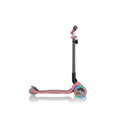 30. Hulajnoga jeździk rowerek Globber GO-UP Deluxe Lights 646-210