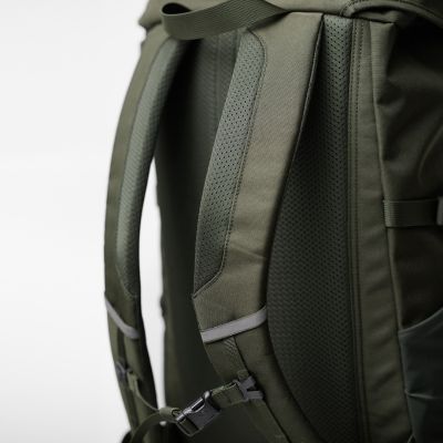 9. plecak na laptopa Fjallraven Skule Top 26 - deep forest