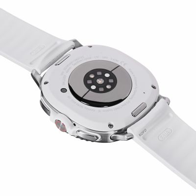 17. Smartwatch Samsung Galaxy Watch 8 (L505) Classic AMOLED 46mm Srebrny