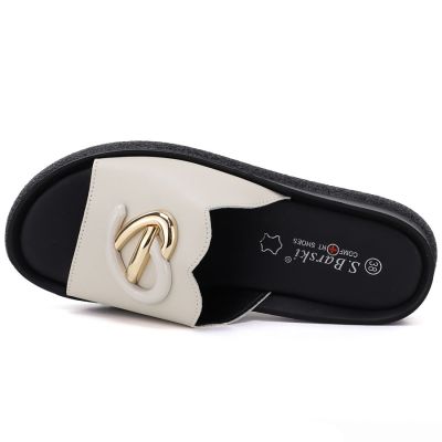 3. Skórzane klapki damskie na koturnie beżowe S.Barski KV61-6046