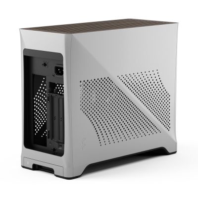 8. Fractal Design Era 2 Mini Tower Srebrny