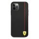 3. Etui Ferrari On Track Carbon Stripe na iPhone 12 Pro Max - czarne
