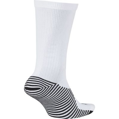 4. Skarpety Nike U Squad Crew SK0030 100