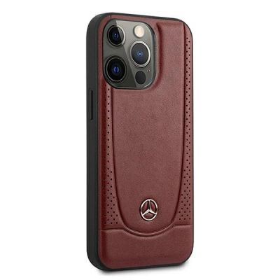 4. Etui Mercedes New Urban Line na iPhone 13 / 13 Pro - czerwone