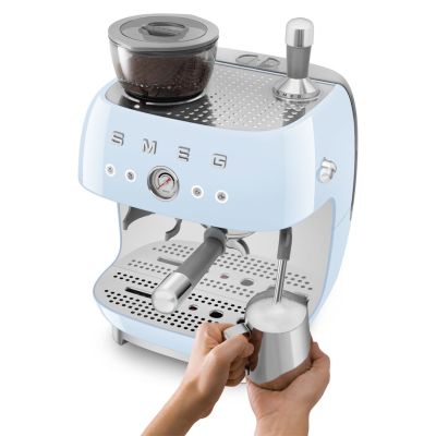 6. Smeg EGF03PBEU ekspres do kawy Ręczny Ekspres do espresso 2,4 l