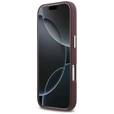 5. Etui BMW Sign Full Wrapped Metal MagSafe na iPhone 17 Pro - czerwone