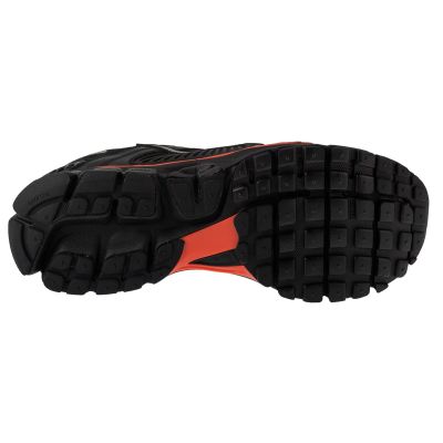4. Nike Zoom Vomero 5 HV2527-002 Czarne 44,5