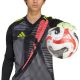 4. Rękawice bramkarskie adidas Predator Training M JN5356