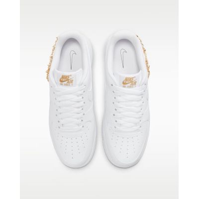 3. NIKE WMNS AIR FORCE 1 '07 LX (DD1525-100)