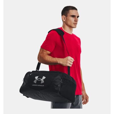 7. Under Armour UA Undeniable 5.0 S sportowa torba 40 l Poliester, Termoplastyczne elastomery poliuretanowe (TPU) Czarny