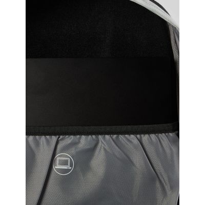 9. Plecak miejski (ok. 16 L) z kieszenią na laptop 4F 4FRAW26ABACM0898-12S