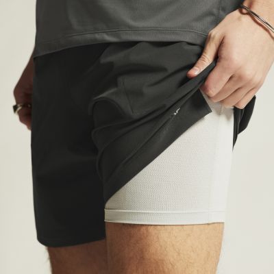 12. Spodenki Craft Adv Essence 2-IN-1 Shorts 2 M 92800659862