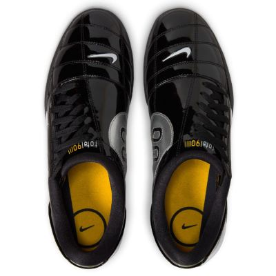 3. Buty Nike Total 90 IC HJ9351-001