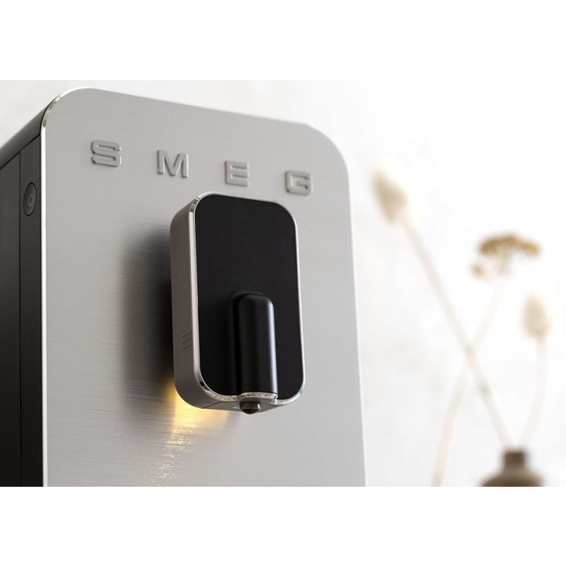 51. Smeg BCC11BLMEU ekspres do kawy Pełna automatyka Ekspres do espresso 1,4 l