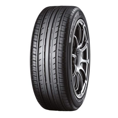 Opona 205/55 R16 91V Yokohama BluEarth-Es ES32 Etykieta:C-B-A-68 dB