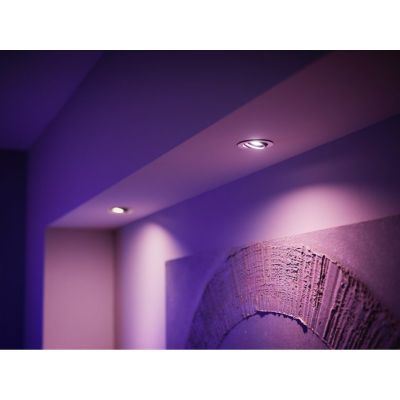4. Philips Hue White and color ambiance GU10 Inteligentne oświetlenie punktowe 4,2 W
