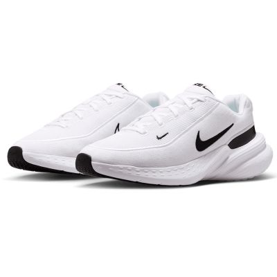 4. Buty Nike Uplift SC IB2765-106