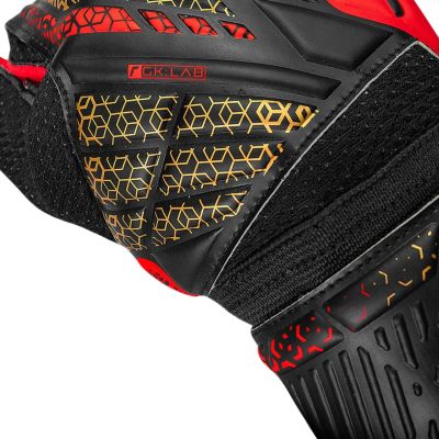 12. Rękawice bramkarskie Reusch Attrakt Solid 5570515 7075