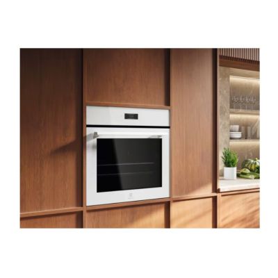 5. Piekarnik ELECTROLUX LOE8F38V