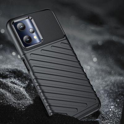 5. Thunder Case elastyczne pancerne etui pokrowiec Realme 9 Pro czarny