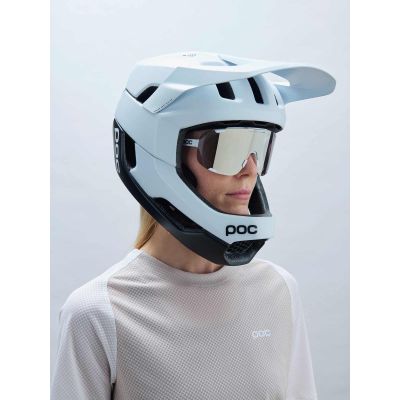 5. Okulary rowerowe POC Devour białe Cat 3