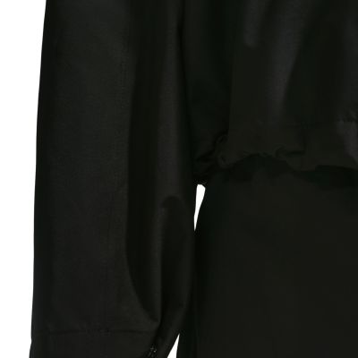 7. Kurtka męska Nike Windrunner czarna IO4379 010