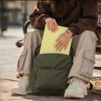 6. Etui Tech-Protect Softshell na MacBook Neo 13 2026 - żółte matowe