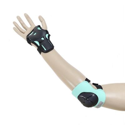 6. Ochraniacze zestaw Nils Extreme czarno-miętowy H210 rozmiar M