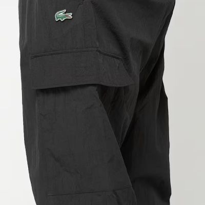 3. Męskie spodnie sportowe Lacoste Woven Cargo Joggers Czarne - XH5121-00-031
