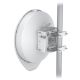 8. Ubiquiti AF60-XR-EU Radiolinia 60GHz, 5.4Gbps, 15km, GPS, 10G SFP+