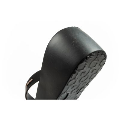 7. Ipanema Selfie Fem klapki damskie japonki wygodne czarne modne na platformie