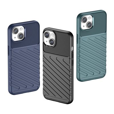 7. Pancerne etui iPhone 15 Plus Thunder Case - czarne