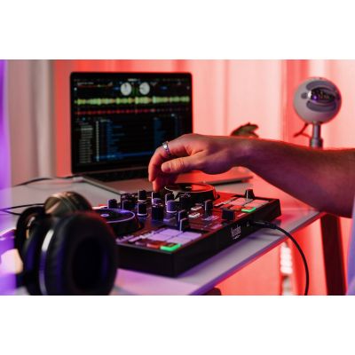15. Hercules 4781119 kontroler programowy DJ