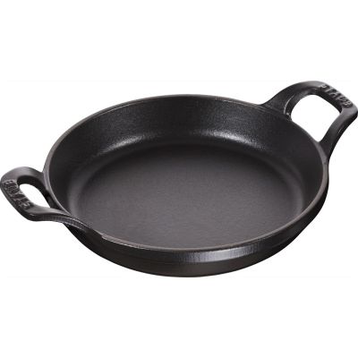 Okrągłe naczynie do pieczenia i zapiekania Staub - Czarny, 750 ml