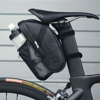 6. Sakwa rowerowa Rockbros C7-1 wodoodporna z montażem pod siodełko 1.5l - czarna