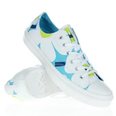 2. Converse Chuck Taylor Premium OX 537173