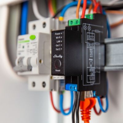 2. Shelly Pro 2PM przekaźnik zasilający Czarny 2